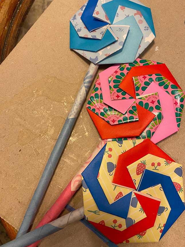 百本のペロペロキャンディ 富裕層コミュニティ Noble State 百本のペロペロキャンディ 富裕層コミュニティ Noble State